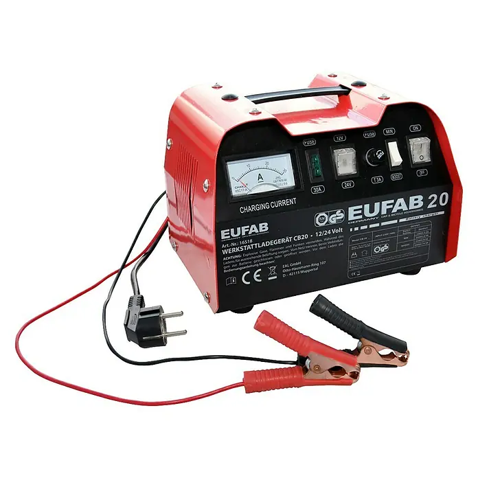 Eufab Batterie-Ladegerät CB20Geeignet für: Bleibatterien, 5,5 A (12V); 8,5 A (24 V) - Abbildung eines EUFAB 20 Werkstattladegeräts CB20, einem 12/24-Volt-Batterieladegerät, ideal für Werkstätten und den mobilen Einsatz.