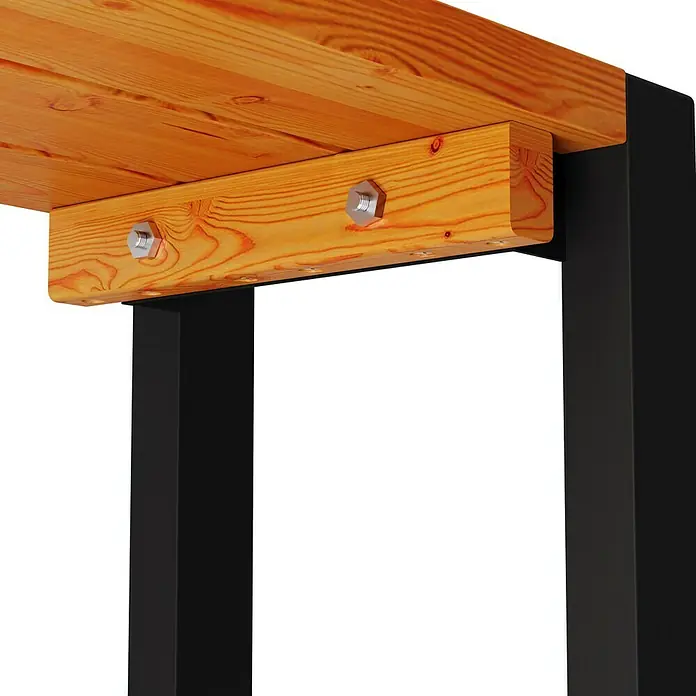 Promadino Gartenmöbel-Set Sylt - 3 -tlg., Kiefernholz, Braun/Schwarz - Detailansicht eines Holztisches mit massiver Holzplatte und stabilen schwarzen Metallbeinen, verbunden durch Holzstreben mit Bolzen.