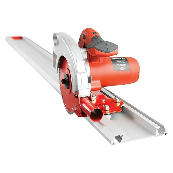Heka Elektro-Fliesenschneider Thin-Cut 3000 - 1.500 W, Schnitttiefe bei 90 °: 12 mm - Kreissäge zum Schneiden von Materialien mit Präzision. Das Werkzeug hat eine rote Farbe und kann einfach manövriert werden.