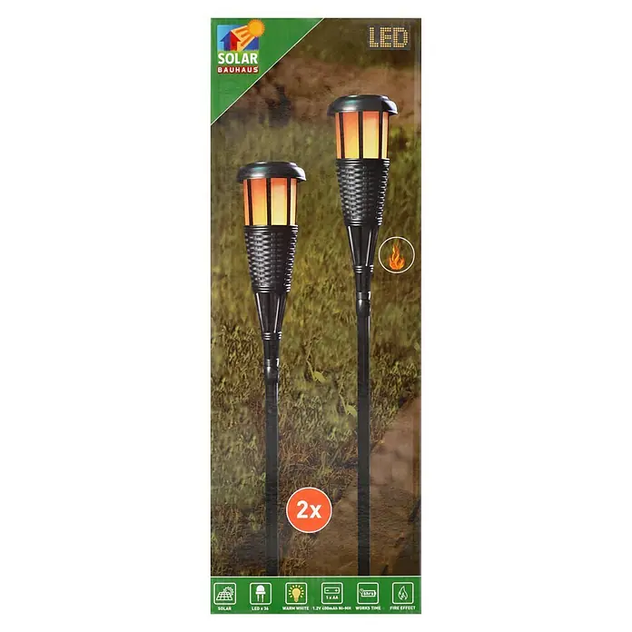 BAUHAUS Solarleuchten-Set - 0,1 W, L x B x H: 12,1 x 12,1 x 131 cm, Schwarz, 1,5 lm - Bild einer Verpackung mit zwei Solar-Gartenfackeln mit LED-Flammeneffekt, die eine stimmungsvolle Beleuchtung für den Außenbereich bieten.
