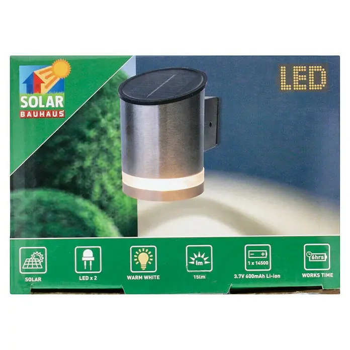 BAUHAUS Solar-Außenwandleuchte - 0,1 W, L x B x H: 12 x 9 x 12,5 cm, Silber, 15 lm - Abbildung einer SOLAR BAUHAUS LED-Leuchte. Diese Leuchte ist solarbetrieben, hat 2 LEDs, warmweißes Licht und eine Betriebszeit von 6 Stunden.