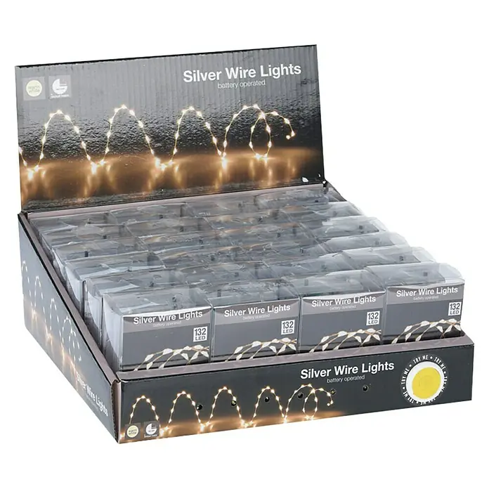LED-Lichterdraht - Innen, Lichtfarbe: Warmweiß, 132 Stk., Batteriebetrieben - Karton mit vielen verpackten silbernen Draht-Lichterketten mit Batteriebetrieb und 132 LEDs, ideal für die Dekoration.