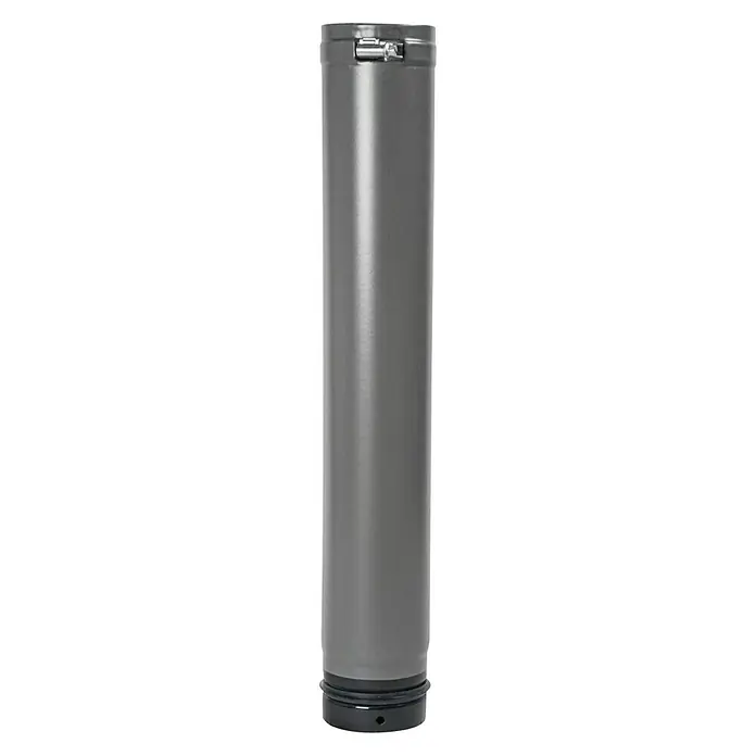 PelletrohrØ x L: 80 x 500 mm, Spannring, Emailliert, Gussgrau - Graues Rauchrohr mit schwarzem Verbindungsstück und einer Klemme oben, geeignet für Ofen- oder Kamininstallationen.