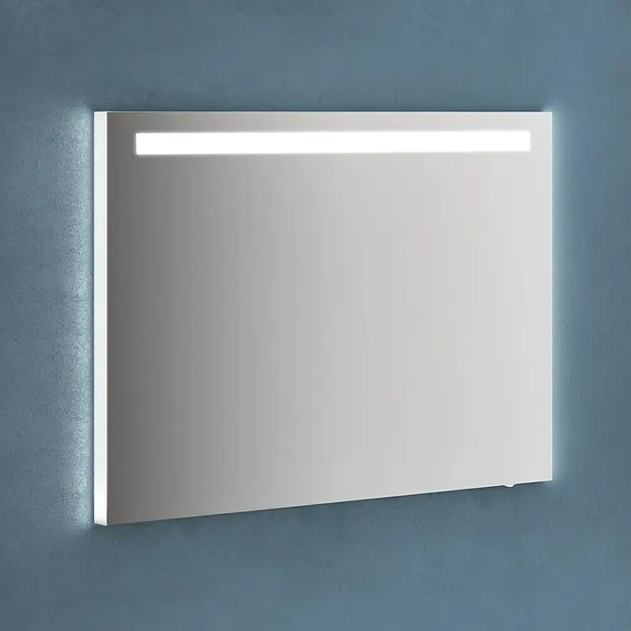 Camargue LED-Lichtspiegel Cube/Loft - 100 x 70 cm - Beleuchteter rechteckiger Badezimmerspiegel mit subtilem, modernem Design und weichem, diffusem Licht, das eine elegante Atmosphäre schafft.