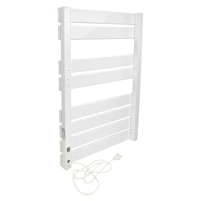 Purline Elektro-Badheizkörper NTW-16 - B x H: 56 x 79 cm, 500 W, Weiß - Ein weißer, elektrischer Handtuchwärmer mit mehreren horizontalen Stangen und einem spiralförmigen Kabel für den Einsatz im Badezimmer.