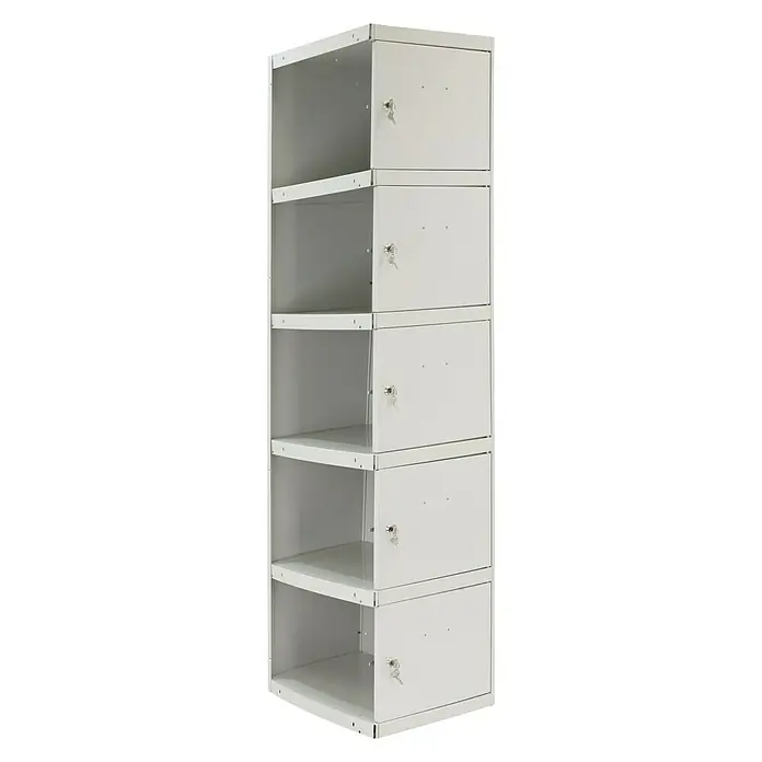 Simonrack Simonlocker Taquilla locker Prof. Adicional Desmontada - 50 x 30 x 180 cm, Número de puertas: 5 ud. - La imagen muestra un armario alto y gris con cinco compartimentos cerrados con llave, ideal para oficinas o espacios públicos para soluciones de almacenamiento seguras.