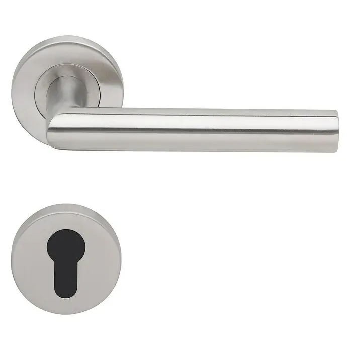 Diamond Doors Modern Schutzbeschlag Warrior L-Form - Wohnungsabschlusstür, Edelstahl matt, Knopf außen, Drücker innen, DIN 18257 ES1, Stärke Tür: 35 mm - 45 mm - Türgriff aus Edelstahl mit rundem Rosetten- und Schlüssellochdesign für moderne Inneneinrichtung.