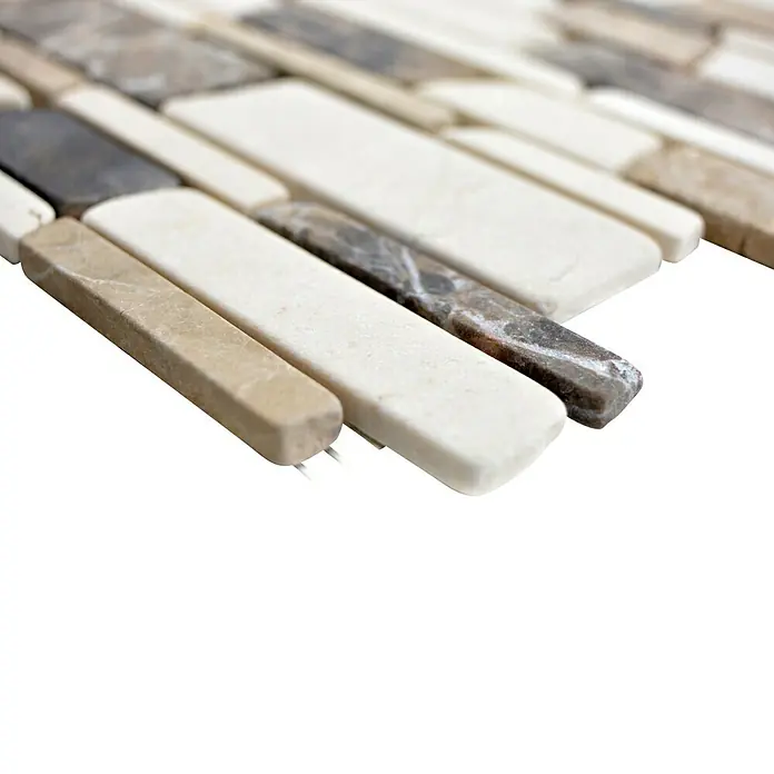 Mosaikfliese Brick Mix MOS BRICK 29527,5 x 30 cm, Beige/Braun, Matt - Nahaufnahme von beigen, weißen und grauen Marmor Mosaikfliesen, die ein modernes und stilvolles Design für die Wandgestaltung bieten.