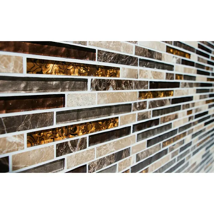Mosaikfliese Verbund Crystal Mix - 29,8 x 33,8 cm, Beige/Braun, Glänzend - Nahaufnahme eines Mosaikfliesen-Designs mit verschiedenen Braun-, Beige- und Goldtönen, die eine elegante und moderne Ästhetik schaffen.