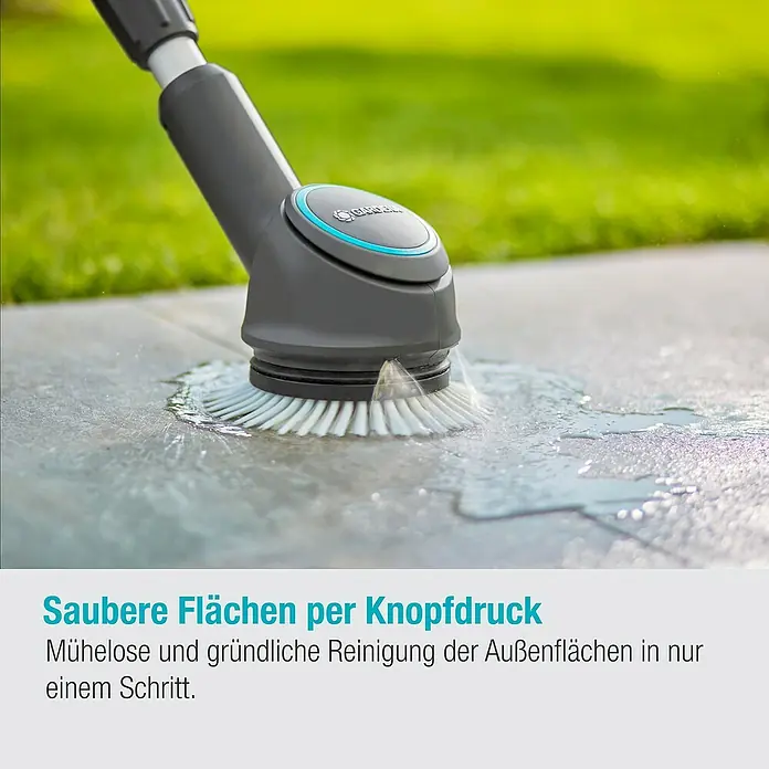 Gardena Power for All 18V Akku-Reinigungsbürste AquaBrush Compact 02/18V - Ohne Akku - Die Gardena Bürste reinigt Oberflächen mühelos per Knopfdruck und entfernt Schmutz im Garten und auf der Terrasse in einem Schritt.