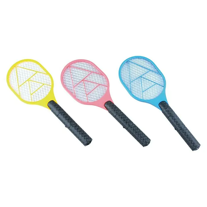 Matainsectos eléctrico raqueta - Con interruptor - Tres matamoscas eléctricos en amarillo, rosa y azul, con mangos negros. Perfectos para el control de insectos en el hogar.