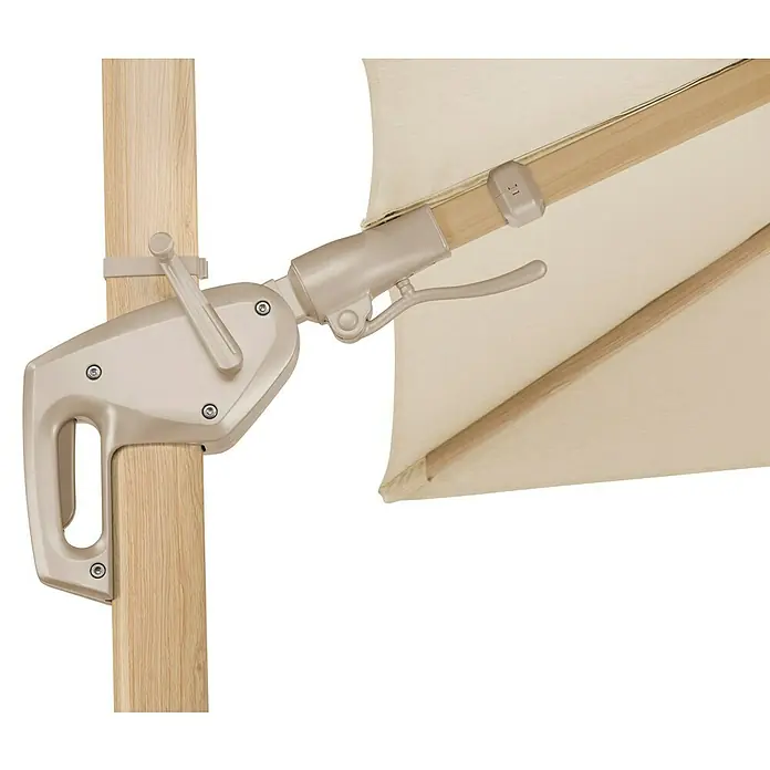 Schneider Classic Ampelschirm Rhodos Twist Loft - Natur, Bespannungsmaß (L x B): 300 x 300 cm - Nahaufnahme eines beigefarbenen Sonnenschirms mit Kurbelmechanismus, der an einem Holzpfosten befestigt ist. Perfekt für den Garten.