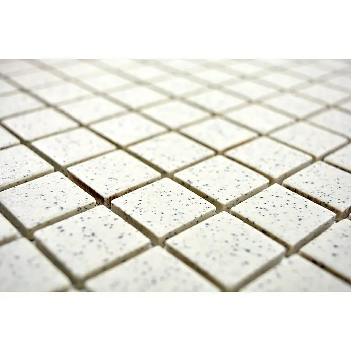 Mosaikfliese Quadrat Uni CU QR208 - 33 x 30,2 cm, Cremeweiß, Matt - Nahaufnahme von weißen, quadratischen Mosaikfliesen mit gesprenkelter Oberfläche, ideal für Küche und Bad.