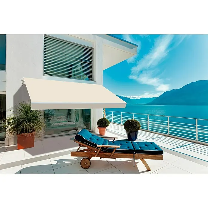 SmartSun Toldo de brazos extensibles Original Kit Acrílico - Crudo, Ancho: 3 m, Caída: 2 m - Moderno toldo en una casa de lujo con vistas al lago. El toldo ofrece sombra y estilo a la zona exterior.