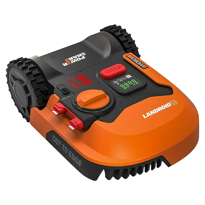 Worx PowerShare 20V Robot cortacésped Landroid M500 - 500 m², Ancho de corte: 18 cm, Navegación por inducción, Cable de antena - Primer plano de un robot cortacésped LANDROID, mostrando su carrocería naranja y diseño robusto para un cuidado eficiente del césped.
