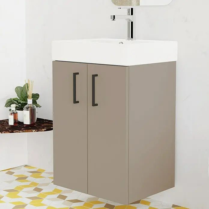 Artysan Conjunto de mueble de baño Palma - Ancho: 45 cm, Fango, 2 pzs. - Baño moderno con un tocador gris con un lavabo de encimera blanco, complementado con elegantes tiradores cuadrados para mayor comodidad.