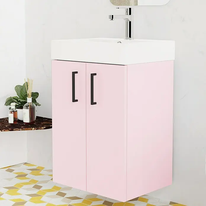 Conjunto de mueble de baño Palma - Rosa, Mate, 3 pzs. - Mueble de lavabo rosa con lavabo blanco y tiradores negros, ideal para baños modernos. Diseño práctico y elegante.