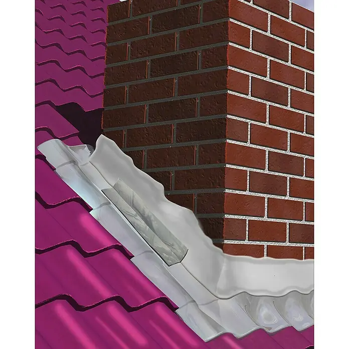 MEM Dichtband Butyl-Band - 10 m x 7,5 cm - Nahaufnahme einer Kaminabdichtung mit Ziegelsteinen und rosafarbenem Dach, die eine detailreiche und professionelle Bauweise zeigt.