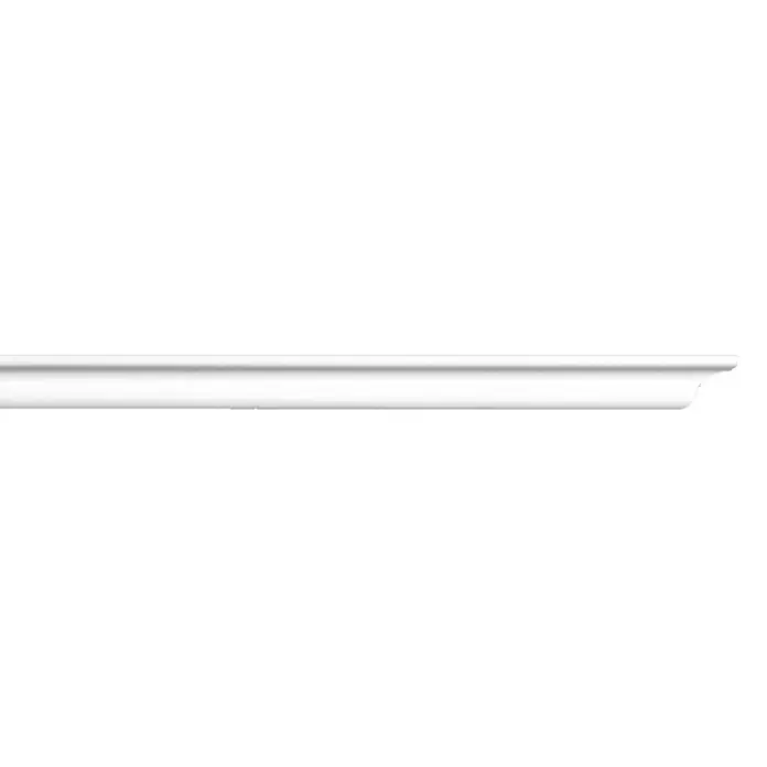 Zierprofil E 80 - 1,5 m x 2,1 cm x 2,5 cm, XPS-Hartschaumplatten, 4 Stk. - Das Bild zeigt eine weiße Wandleiste, die sich horizontal über das Bild erstreckt und ein schlichtes, modernes Design aufweist.