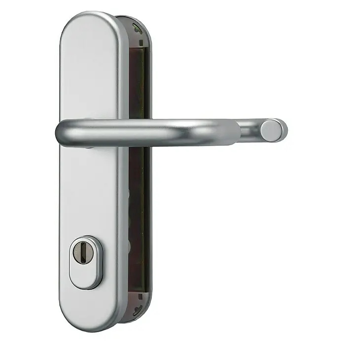 Abus Schutzbeschlag HLZS814 - Hauseingangstür, Aluminium, Drücker beidseitig, Form Schild: Abgerundet, Stärke Tür: 52 mm - 72 mm - Nahaufnahme einer Türgarnitur aus glänzendem Metall mit Griff und Schlüsselloch, ideal für moderne Türen.
