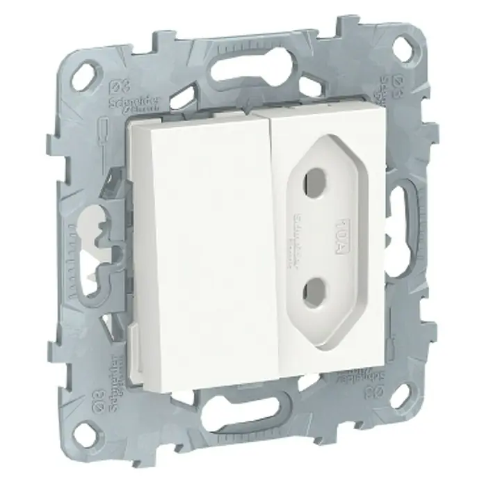 Schneider Electric New Unica Enchufe con cruzamiento - Blanco polar, Plástico, Colocar - Primer plano de un enchufe Schneider Electric de 10A montado en una placa de montaje gris, ideal para conexiones eléctricas seguras.