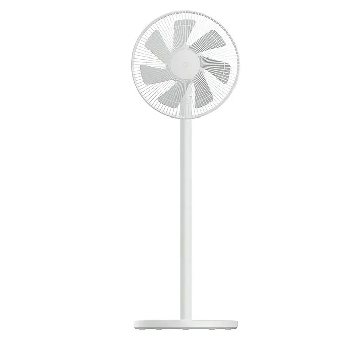 Xiaomi Ventilador de pie Mi Smart Standing Fan 1C / 2 Lite - Blanco, 90 cm - Elegante imagen de un ventilador de pie blanco, perfecto para una refrigeración elegante y eficiente en cualquier habitación.