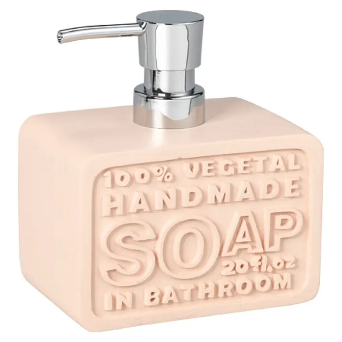 Venus Seifenspender Lokie - Polyresin, Nude - Nahaufnahme eines rosa Seifenspenders mit Chrompumpe und der Aufschrift "100% Vegetal Handmade Soap".