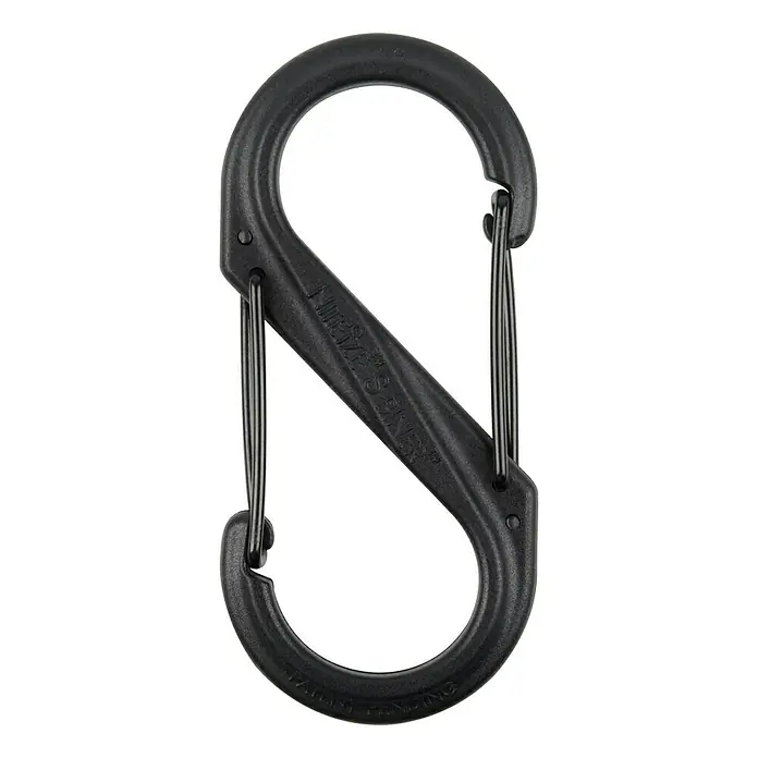 Nite Ize Doppelkarabiner - 89 x 38 mm, Kunststoff, Schwarz, Belastbarkeit: 33 kg - Schwarzer S-förmiger Karabinerhaken mit doppelten Federverschlüssen für vielseitige Befestigungslösungen im Alltag.