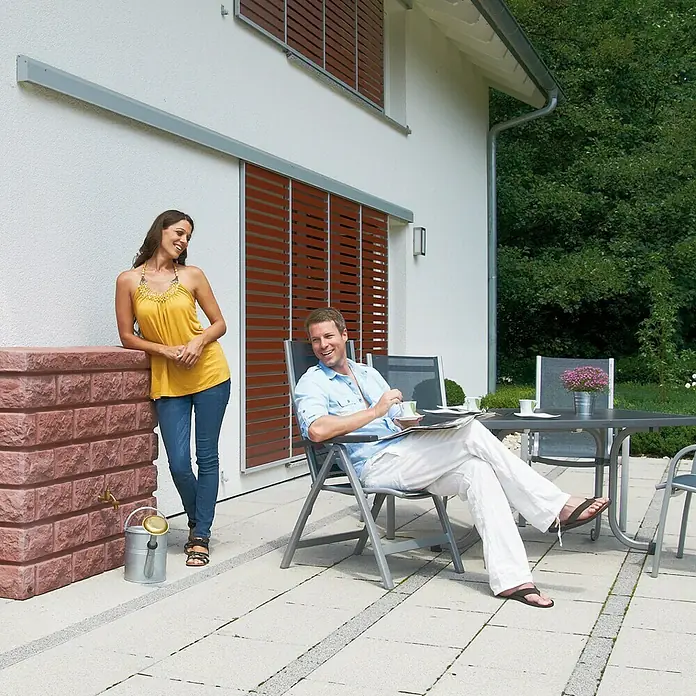Garantia Exklusive Line Regenspeicher Rocky - 400 l, Redstone - Draußen entspannen: Genießen Sie das Leben im Freien mit stilvollen Gartenmöbeln und harmonischer Terrassengestaltung.