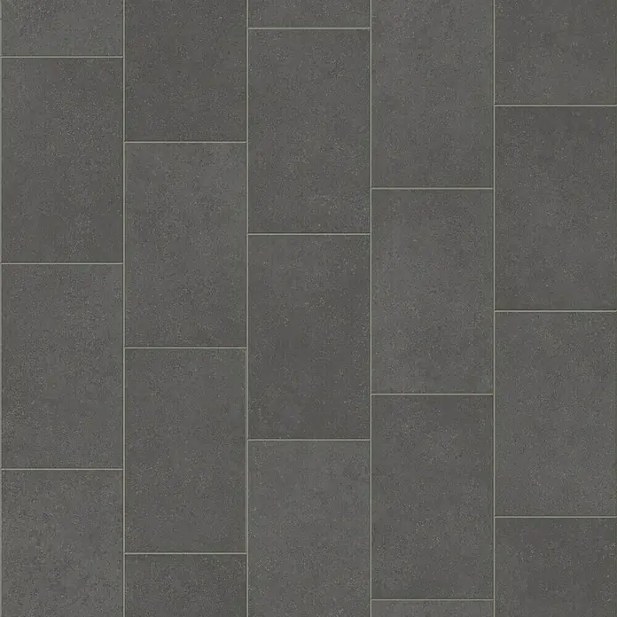 Beauflor PVC-Boden Meterware Atlantic - 400 cm, Kent 909D, Grau - Bild eines dunklen, modernen Fliesenbodens mit rechteckigen Fliesen und schmalen Fugenlinien. Die Fliesen haben eine leicht strukturierte Oberfläche.