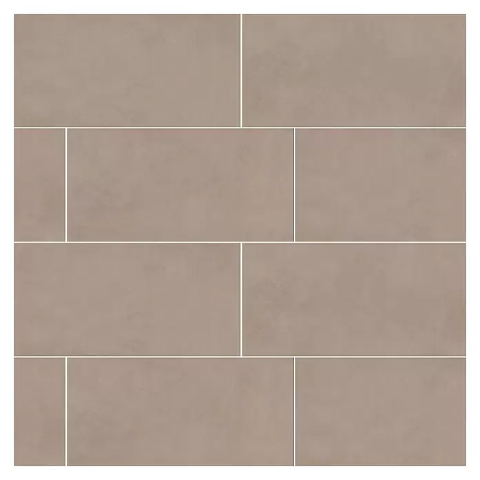 Terrassenfliese Modena - 60 x 120 x 2 cm, Mud/Beigegrau, Matt - Rechteckige hellbraune Keramikfliesen mit matter, texturierter Oberfläche, im versetzten Muster angeordnet.