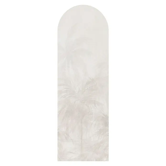 Vinilo de pared autoadhesivo Arco Gozo - 65 x 200 cm, Gris, Plástico - Un objeto decorativo alto y blanco con sutiles motivos de hojas de palma, perfecto para el diseño interior moderno y como acento de pared.