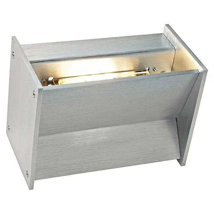 Voltolux Alu-Design Aplique de pared Greco - 80 W, Plata - Primer plano de una moderna lámpara de pared plateada con una luz cálida, que muestra un diseño minimalista y una artesanía de alta calidad.