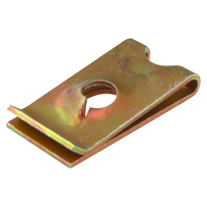 Stabilit BlechmutterDurchmesser: 6,3 mm, Stahl, Verzinkt - U-Clip-Mutter aus Metall, goldfarben. Sie dient zur sicheren Befestigung von Blechen und Verkleidungen in verschiedenen Anwendungen.