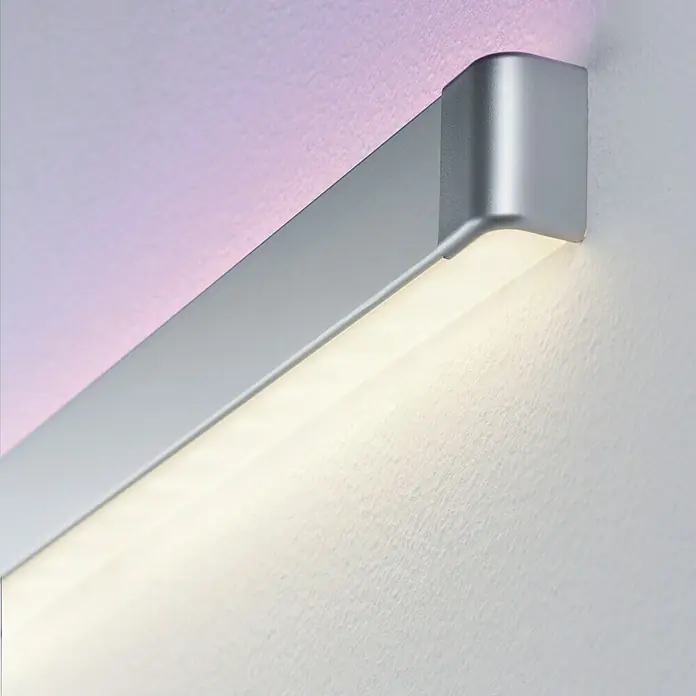 Paulmann Duo Endkappe Cap - 24 x 22 x 42 mm, Kunststoff - Eine Nahaufnahme einer modernen, an der Wand montierten LED-Leuchte, die sowohl warmes als auch farbiges Licht ausstrahlt.