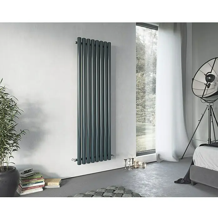 Ximax Raumheizkörper Erupto - B x H: 585 x 600 mm, Wärmeleistung bei Vorlauftemperatur von 75 °C (D: 50): 631 W, Anthrazit - Ein eleganter, vertikaler Heizkörper im modernen Design, der sich nahtlos in ein stilvolles Interieur einfügt.