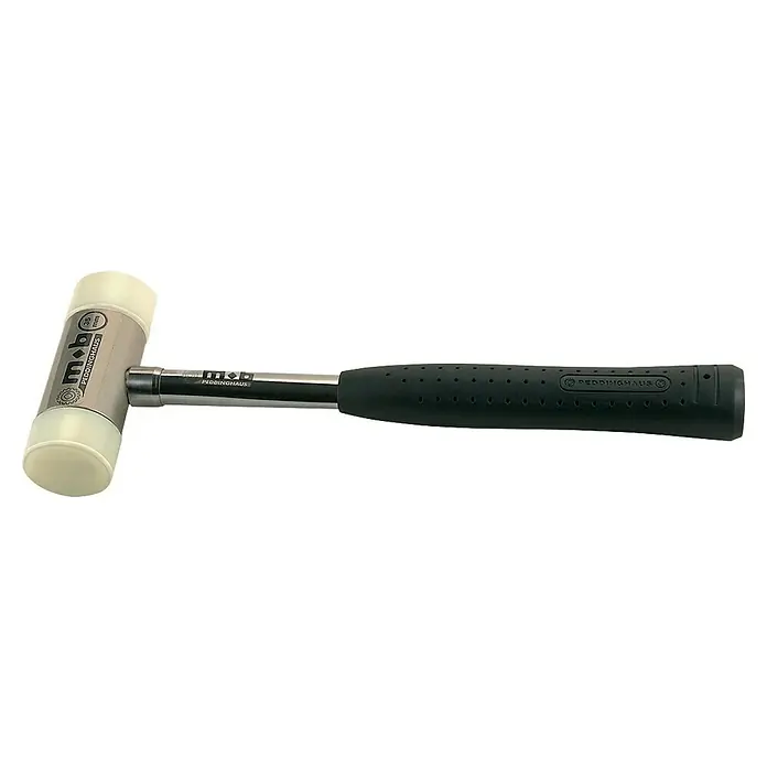 Peddinghaus Schonhammer - 600 g, Stahlrohr, Durchmesser Kopf: 35 mm - Ein detailreiches Bild eines Peddinghaus Schonhammers mit weißem Kopf und schwarzem, ergonomisch geformtem Griff. Der Hammer wirkt robust und professionell.