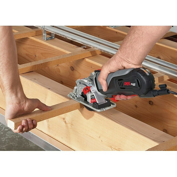 Skil Mini-Handkreissäge 5330 AA (600 W, 6.000 U/min)