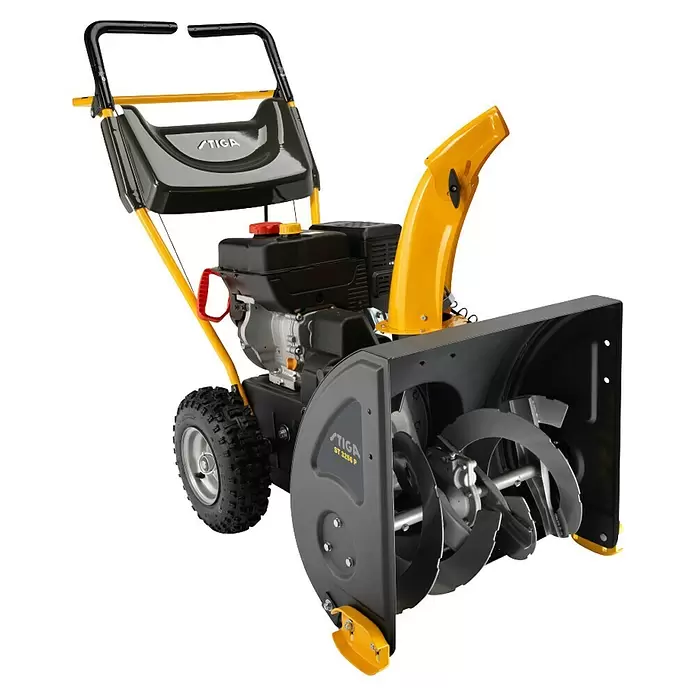Stiga Benzin-Schneefräse ST 3256 P - 4,4 kW, 212 cm³ - Gelbe und dunkelgraue zweistufige Schneefräse mit großen Rädern, kräftiger Schneefräswalze und verstellbarem Auswurf.