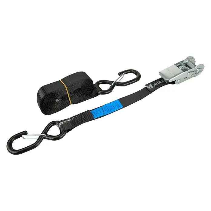 Spanngurt - 5 m x 25 mm, 2 Haken - Das Bild zeigt einen schwarzen Spanngurt mit Haken und einer Ratschenvorrichtung. Das Band ist teilweise aufgerollt und mit einem gelben Band fixiert.