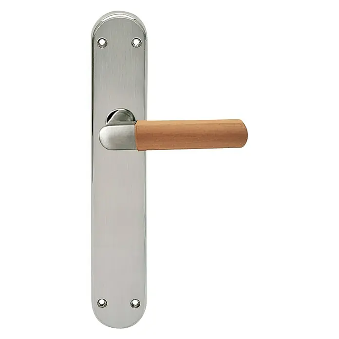 GDK Conjunto de picaporte A02-32 - Largo: 25 cm, Haya/Plateado - Primer plano de una manija de puerta de metal cepillado con un agarre de madera clara. Herrajes elegantes y funcionales para cualquier puerta.