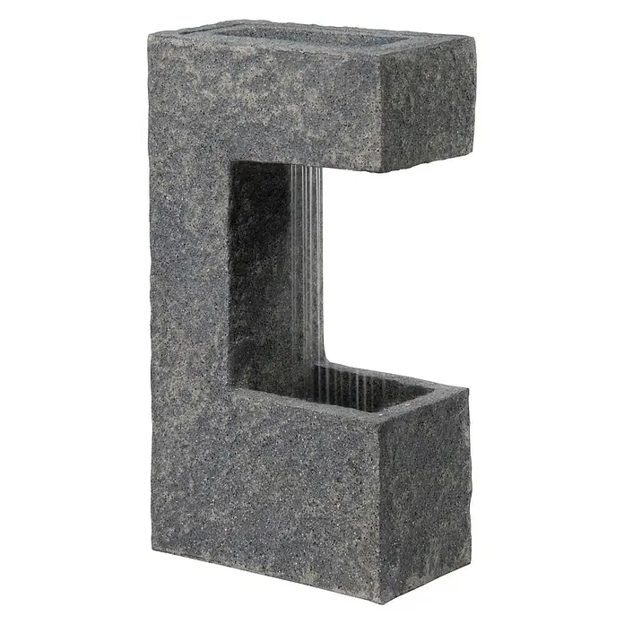 Dobar Gartenbrunnen - 39 x 20,5 x 70 cm, Kunststoff, Grau - Diese Aufnahme zeigt einen stilvollen Quellsteinbrunnen aus grauem Stein, der eine beruhigende Atmosphäre schafft.