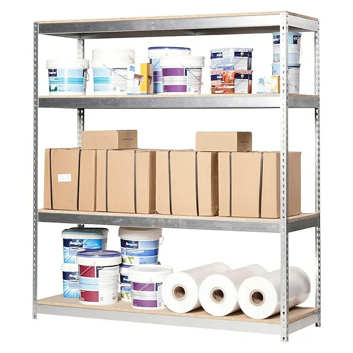 Simonrack Simontaller Estantería para cargas pesadas Chipboard - Al x An x Pr: 200 x 120 x 45 cm, Capacidad de carga por balda: 400 kg, Número de baldas: 4 ud., Inserción, Galvanizado - Estantería llena de cubetas de pintura, cajas y rollos. Muestra un almacenamiento organizado con varios artículos en múltiples niveles.
