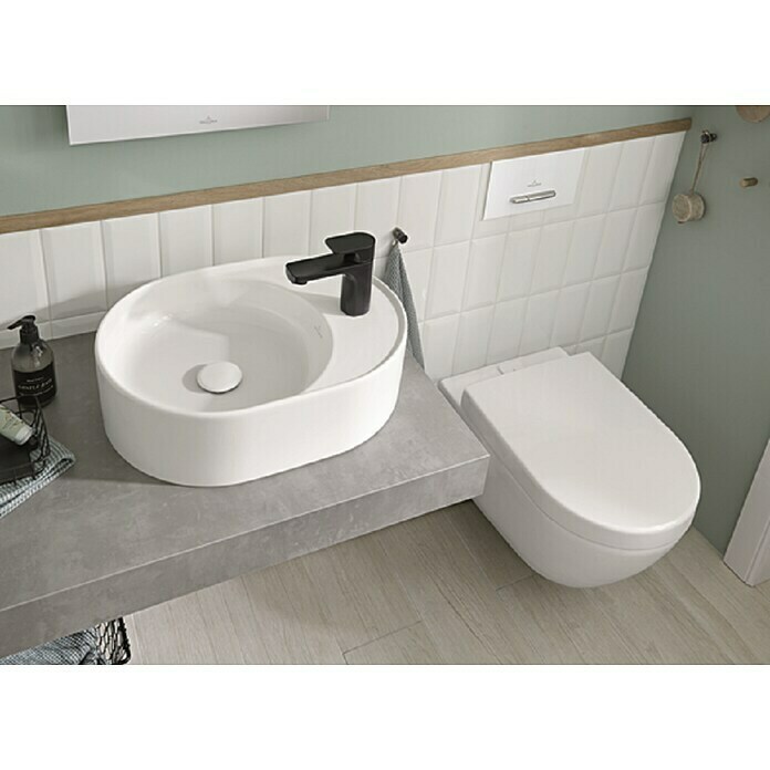 Villeroy & Boch Subway 2.0 Wand-WC-Set ViFreshSpülrandlos, Mit schmutzabweisender Glasur, Spülform: Tief, WC Abgang: Waagerecht, Weiß Mood Shot