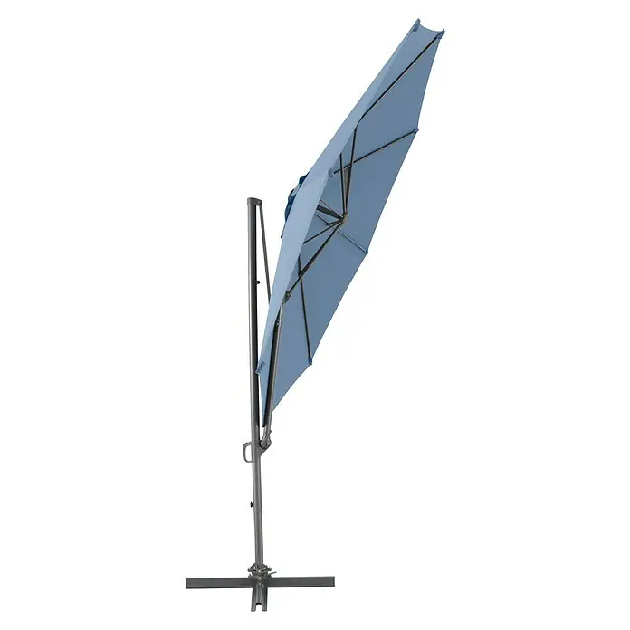Sunfun Ampelschirm rund Florenz - Blau, Durchmesser Bespannung: 300 cm - Aufnahme eines blauen Ampelschirms, der Schatten und Schutz im Freien bietet.
