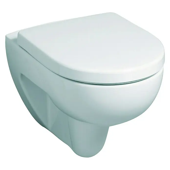 Geberit Renova Wand-WC - Mit Spülrand, Spülform: Tief, WC Abgang: Waagerecht, Weiß - Nahaufnahme einer wandhängenden weißen Keramiktoilette mit geschlossenem Deckel.