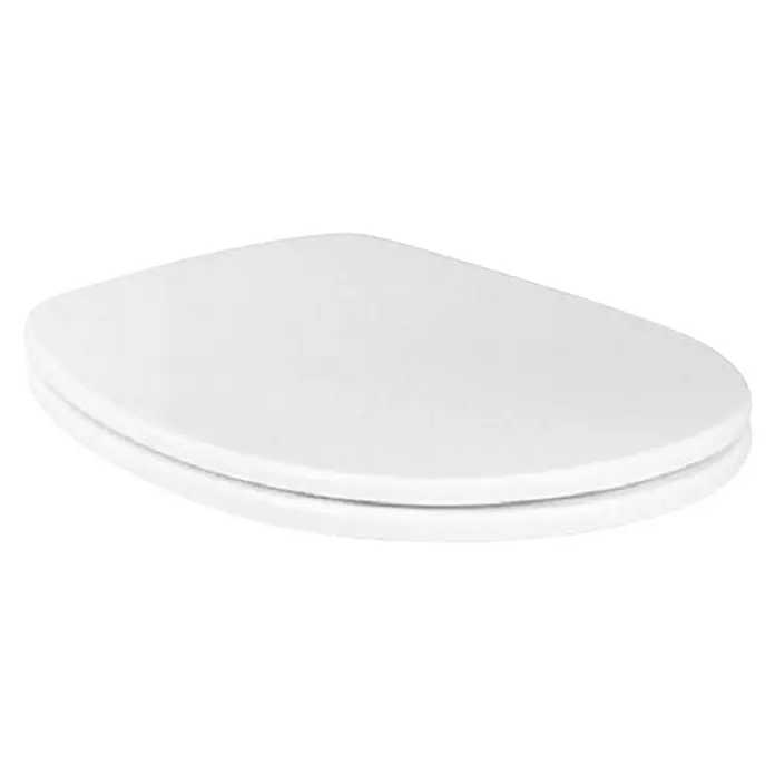 Villeroy & Boch Omnia Classic WC-Sitz 882361 - Duroplast, Weiß, Ohne Absenkautomatik - Nahaufnahme eines weißen WC-Sitzes mit einem sanft abfallenden, modernen Design, der auf einer weißen Oberfläche ruht. Ideal für jedes Badezimmer.
