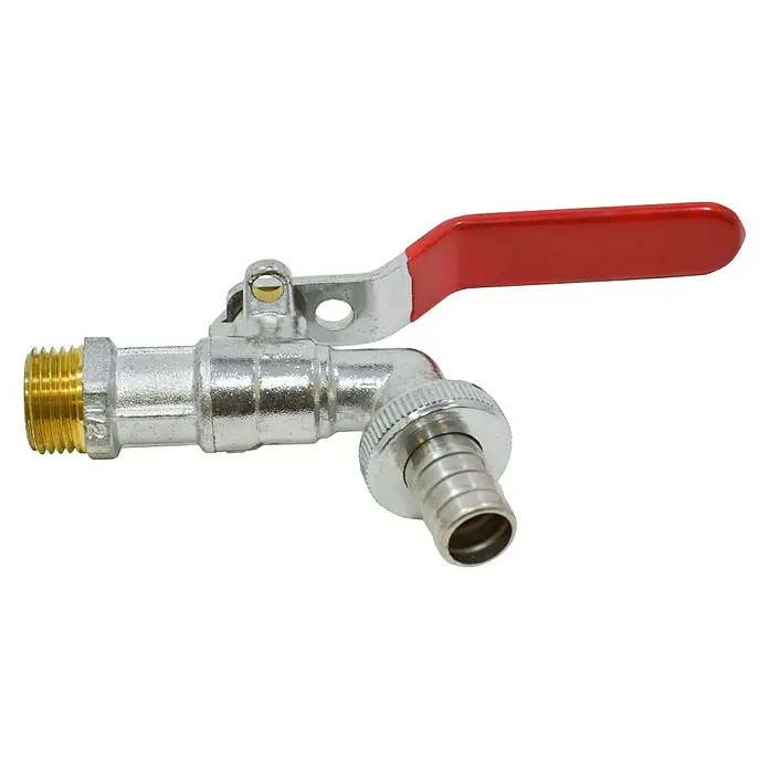 Grifo de esfera - Latón, ¾″/½″ - Primer plano de una llave angular con mango rojo y conexión roscada, adecuada para instalaciones de fontanería.