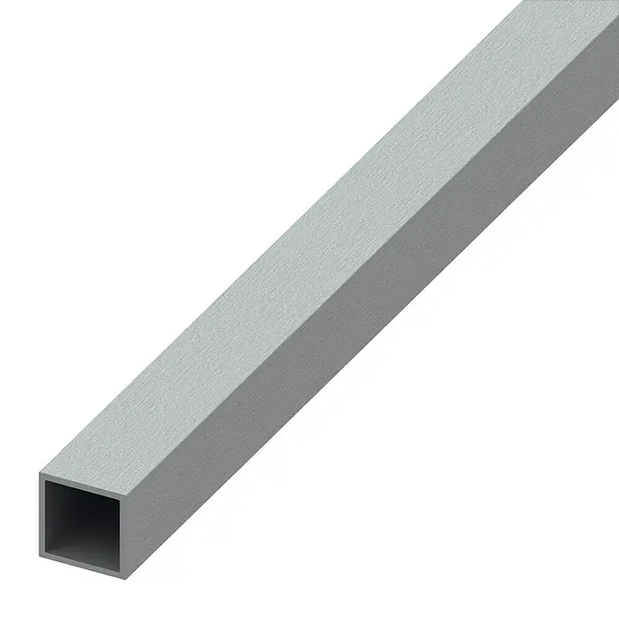 Kantoflex Vierkantrohr - 1.000 x 20 x 20 mm, Stärke: 1 mm, Edelstahloptik - Nahaufnahme eines grauen Vierkantrohrs mit matter Oberfläche, das schräg im Bild liegt. Es ist ein robustes und vielseitiges Baumaterial.