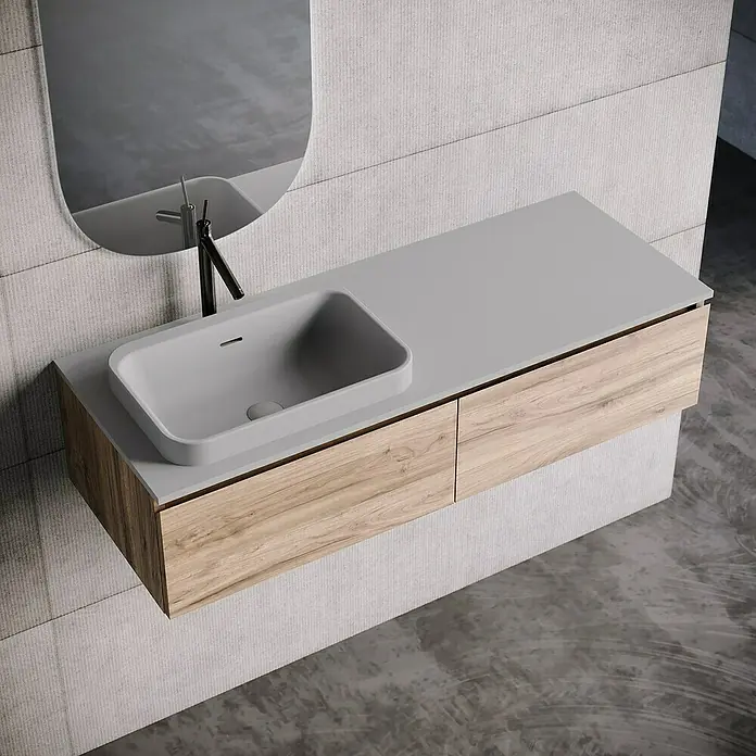 Lavabo y encimera Paul izquierda - 46 x 121 cm, Orificios para grifo: Izquierda, Con desbordamiento, Gris - Un moderno lavabo de baño con una encimera gris y un mueble de madera, perfecto para un diseño de baño elegante y funcional.